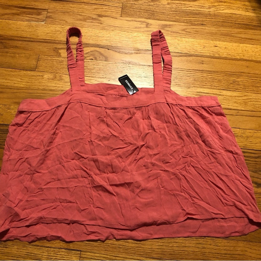 NWT Express Top - Picture 2 of 5